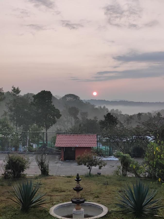 Robin Woods Homestay Szaklespur Kültér fotó